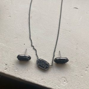 Kendra Scott matching earrings and necklace set